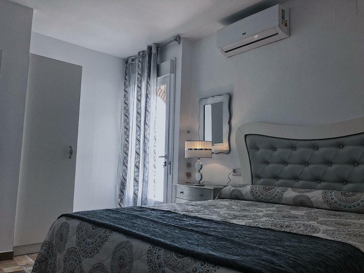 Hotel Retiro del Teatro Almagro Esterno foto