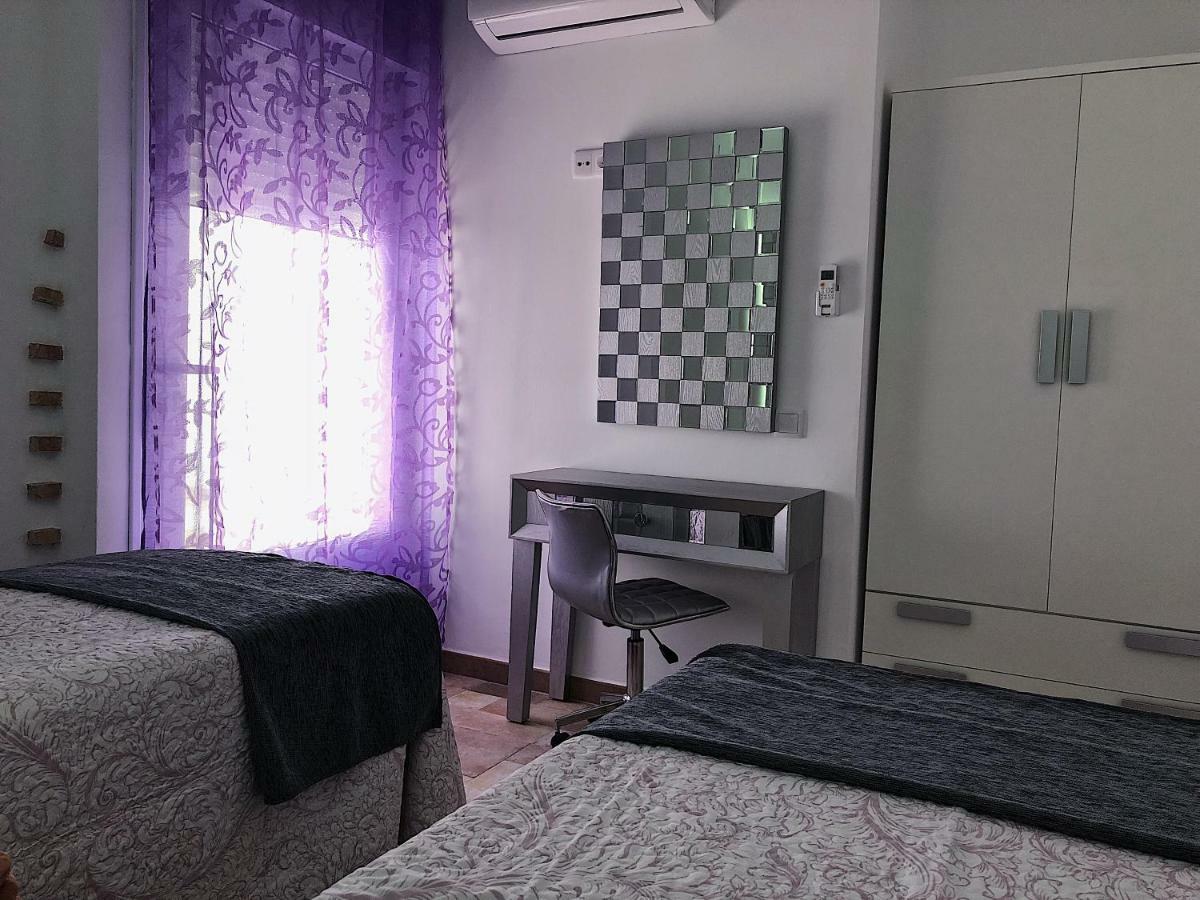 Hotel Retiro del Teatro Almagro Esterno foto